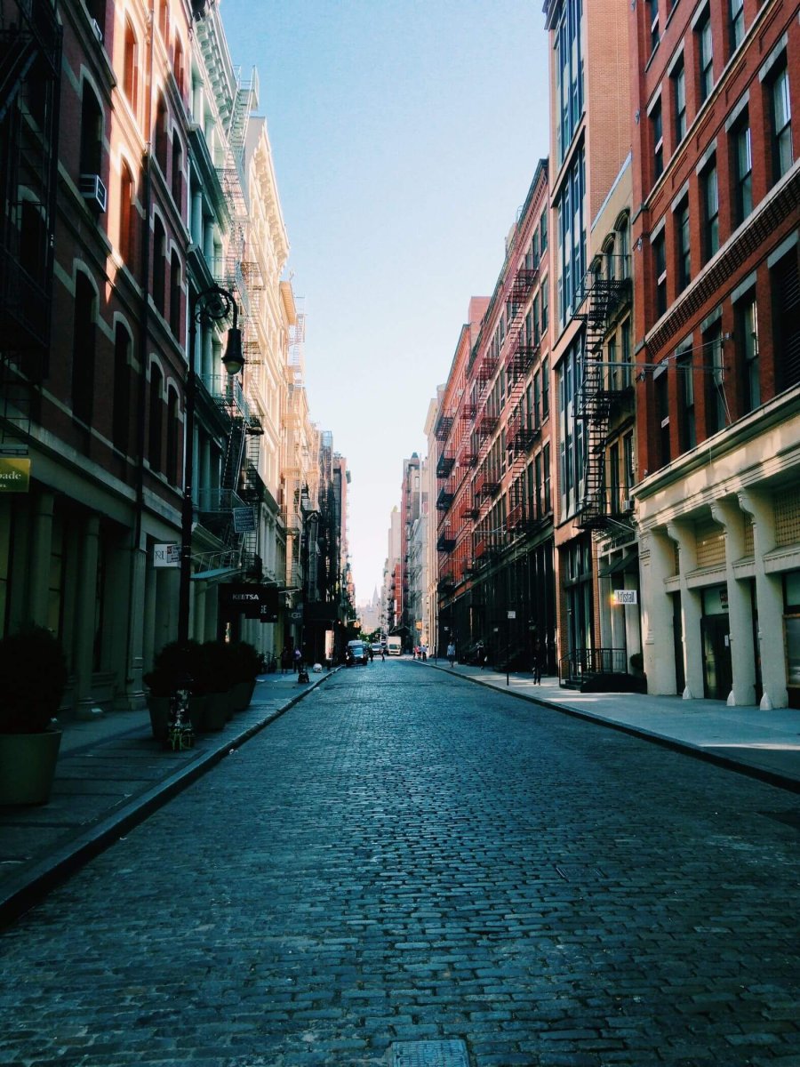 vanilla-city-street-manhattan