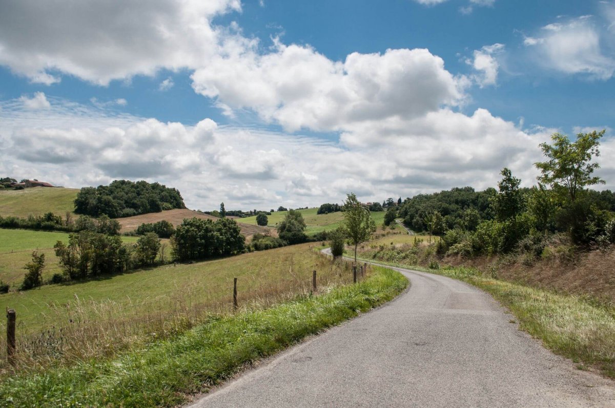 vanilla-countryside-fields-road